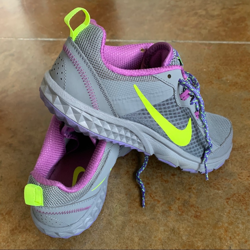 Nike Wild Trail Lightweight Runner